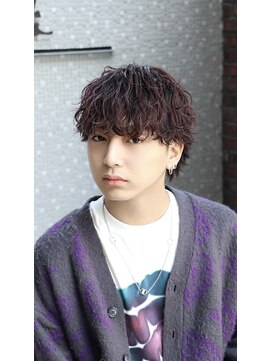 オーシャントーキョーウエスト 心斎橋 (OCEAN TOKYO WEST) ツイストスパイラル波巻きスパイラルパーマセンターパートウルフ