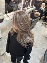 ブレンド 渋谷(BLend)&nbsp;ハイライトミディアムヘア暗めカラーオリーブグレー