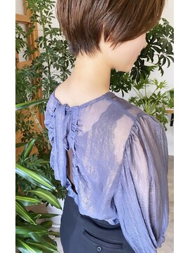 アガペー(Agape) スタイルがよく見える☆後ろ姿