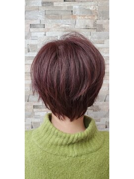 コモド ヘアー メイク(comodo hair make) パープルショートヘアー