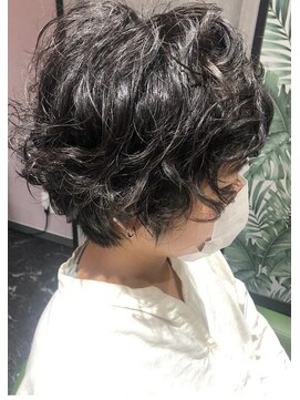 マドゥーズ ヘアショップ(Madoo's hair shop) ネオベティ
