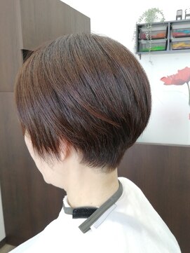 ハチガレージ(8GARAGE) ショートボブ