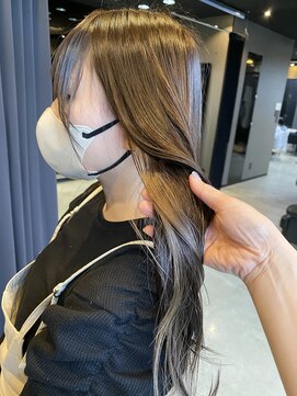 フィオーレ ヘアデザイン(FIORE hair design) ゆる巻インナーカラー