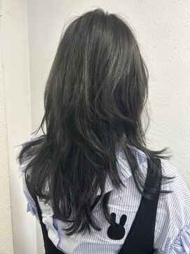 ジェナ(Jena) ロングウルフ