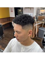 グナスティバイダムディー トウキョウ(GNASTY by DAMDEE TOKYO)&nbsp;スキンフェードツイスト強