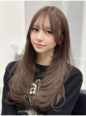 似合わせレイヤーカット×ヘーゼルベージュカラーで韓国ヘア