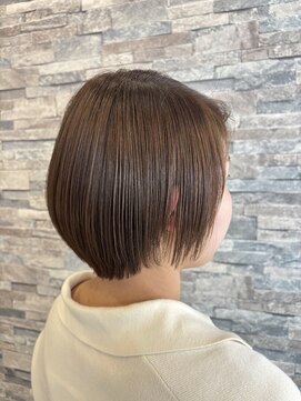ブレス 横浜(bless) ベージュ　ショートボブ