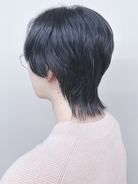 モリオ(morio) :ショートウルフレイヤーくびれショート丸みショートレイヤー