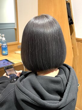 アンフィ 東京(Amphi) 【透明感抜群!!イルミナでグレージュカラー♪】