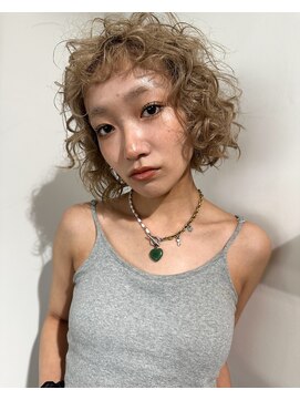 ヌウ(nuu) 〈生平〉ハードパーマ/ハイトーン/ベージュ/BOB/レイヤー