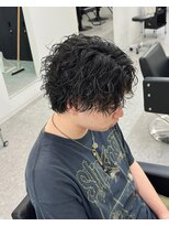 ブライト(BRIGHT)&nbsp;スパイラルパーマセンターパートウルフ