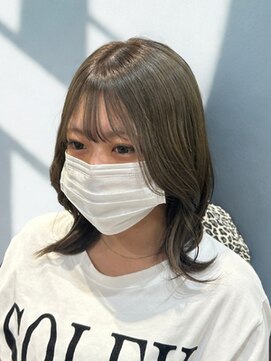 スウィープ 札幌大通(sweep) オリーブグレージュ×小顔レイヤー★札幌大通