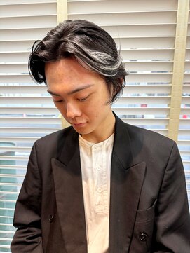 ロライマ 中目黒(roraima) 大人メンズ/ショート/白髪活かし/ハイライト風/ボブ/清潔感