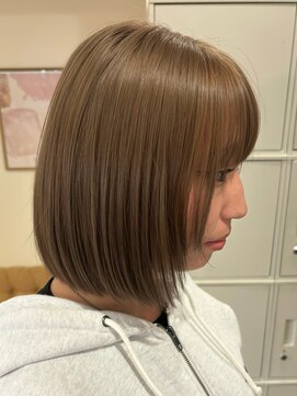 LUVISM 栄店/名古屋/ダブルカラー/ブリーチ/顔周りレイヤー/学割【5月1日OPEN(予定)】 ヘーゼルベージュ/ミルクティーベージュ/ブリーチ/yuria