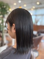 コナ(CONA)&nbsp;肩下ボブ