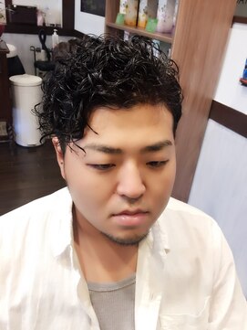 フェリーチェ ヘア ルーム(Felice Hair Room) 刈り上げパーマスタイル
