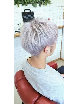 バルビエーレ アーディ(Barbier Adi) シルバーホワイト