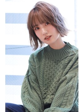 ビーハイブアヴェダ PARCO2店(BEHIVE AVEDA) [BEHIVE 高橋]　切りっぱなしボブ×カーキグレージュ