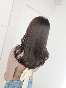 エレラビューティー(ELERA beauty) 愛されふんわりロングスタイル