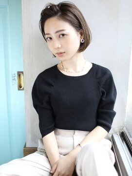 バース(BIRTH) 天神【BIRTH】前下りボブブリーチなしアッシュかきあげバング　3