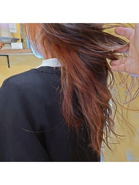 オルオル(OluOlu) コーラルピンクのインナーカラー☆〔八戸、田向〕