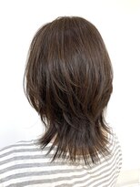 クオリス 上板橋店(QUALIS)&nbsp;大人可愛いミディアムウルフレイヤーひし形くびれアッシュカラー