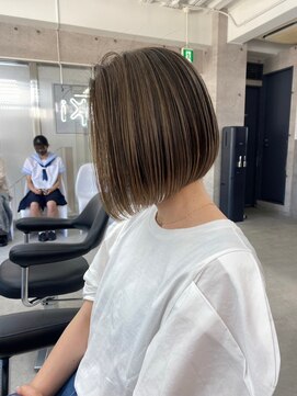 イキ 表参道(iki omotesando) モード/無造作ウェーブ/大人ガーリー[表参道駅]