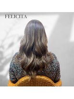 フェリシータ リコルソ(FELICITA RicorsO) 【FELICITA】つや巻き髪×ハイライト×ナチュラルスタイル