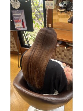 ヘア ショップキャリー ブリーチ2回のハイトーン矯正