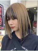 ダブルカラーミルクティーベージュカラーショートボブブリーチ
