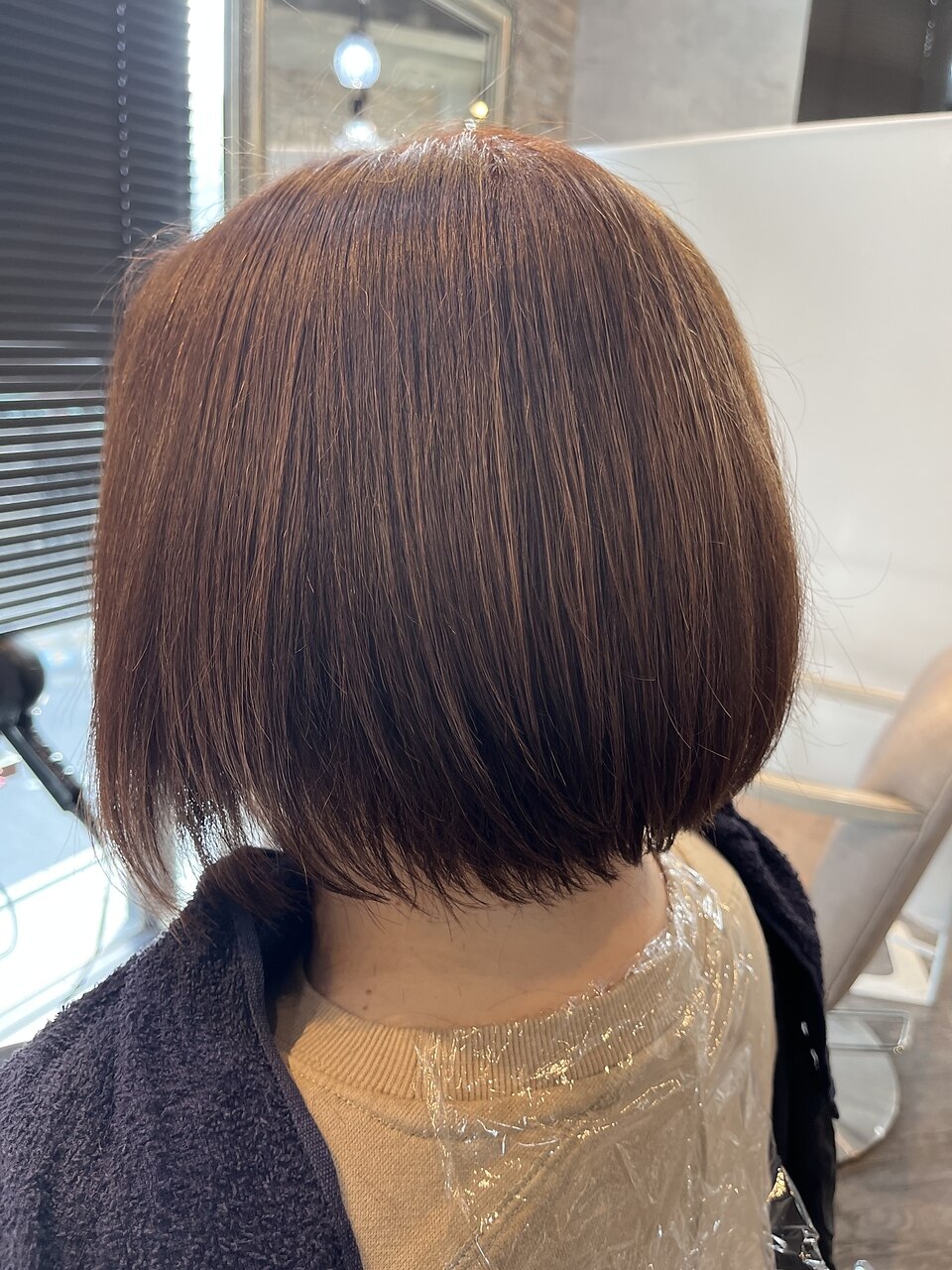【平日限定】カット＋リタッチカラー(根元3センチ以内)￥6300 