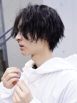 清潔感と品のあるメンズシャドウパーマ