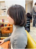ふわっと丸い前上がりボブ(金子涼)