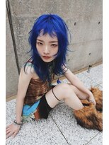 レコ 渋谷(LECO)&nbsp;ブルーネオンブルーロングレイヤーシャギーカット