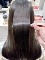 サロウィン 那覇店(SALOWIN)&nbsp;ダークアッシュココアベージュマロンベージュフェミニンロング