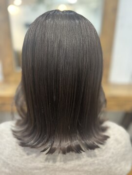 ニューラインギンザ(New-Line 銀座) 外ハネミディアム