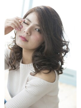 アルーシェ 心斎橋(Alushe) セミロング×ラフ巻きスタイル 【Alushe心斎橋】