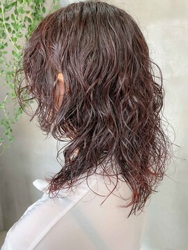 テトヘアー(teto hair) スパイラルパーマ、ウルフカット、ウルフパーマ、くるくるパーマ