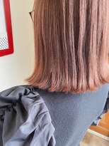 パディントン(Paddington)&nbsp;ガーリーコーラル♪モード香る、ミディアムフラットボブ☆