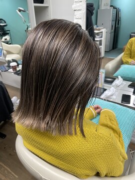 リーホリエ(Lee Horie) ナチュラルバレイヤージュスタイル