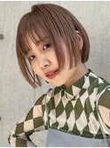 ナチュラルボブミニボブミルクティーベージュ切りっぱなしボブ