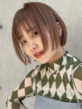 サンク 原宿 表参道(cinq) ナチュラルボブミニボブミルクティーベージュ切りっぱなしボブ