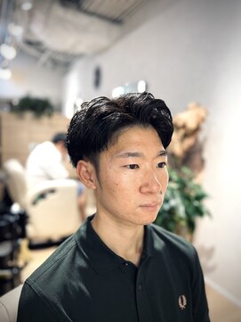 ウノプリールヴァモス(unopulir Vamos) くせ毛風ニュアンスパーマ