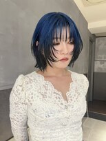 ルーツカラー、ブルー、ブルーブラック、レイヤーカット