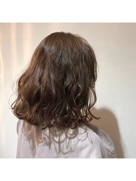 コンフェティ さくら浄水店(Confetti) ゆるふわボブ