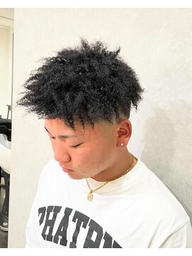 イト(ito) 特殊パーマ針金パーマツイストスパイラルショートアフロHIRO