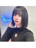 切りっぱなしボブ×ブルーブラック