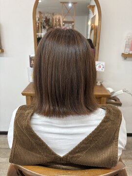 クート アンド シー 東川口(kuto and C) きりっぱなしボブ×イルミナカラー