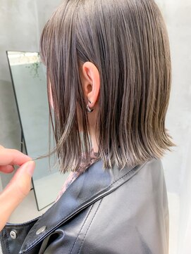 テトヘアー(teto hair) シアーベージュ、グレージュ、透け感ベージュ、切りっぱなしボブ
