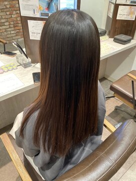 エヌアンドエー 春日部東口店(hair shop N&A) 大人綺麗なサラ艶ロングストレート グラデーションカラー